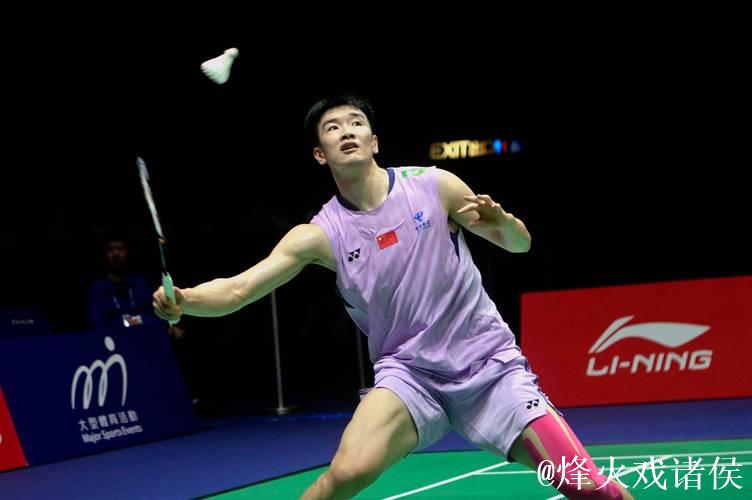 中国羽毛球大师赛:李诗沣战胜梁峻豪顺利晋级 中国羽毛球大师赛:李诗沣战胜梁峻豪顺利晋级